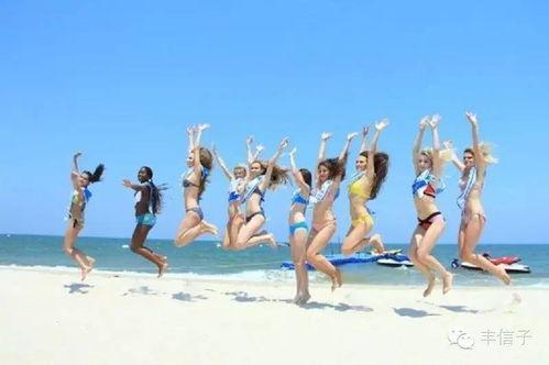 澳海滩上演裸泳狂欢视频