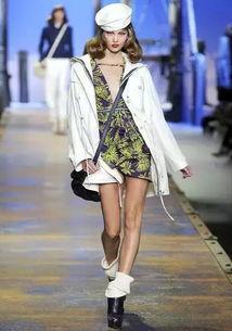 小kk走秀视频,时尚界的新星闪耀T台