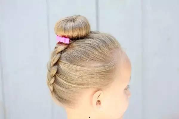 小孩绑头发视频,轻松学会可爱发型